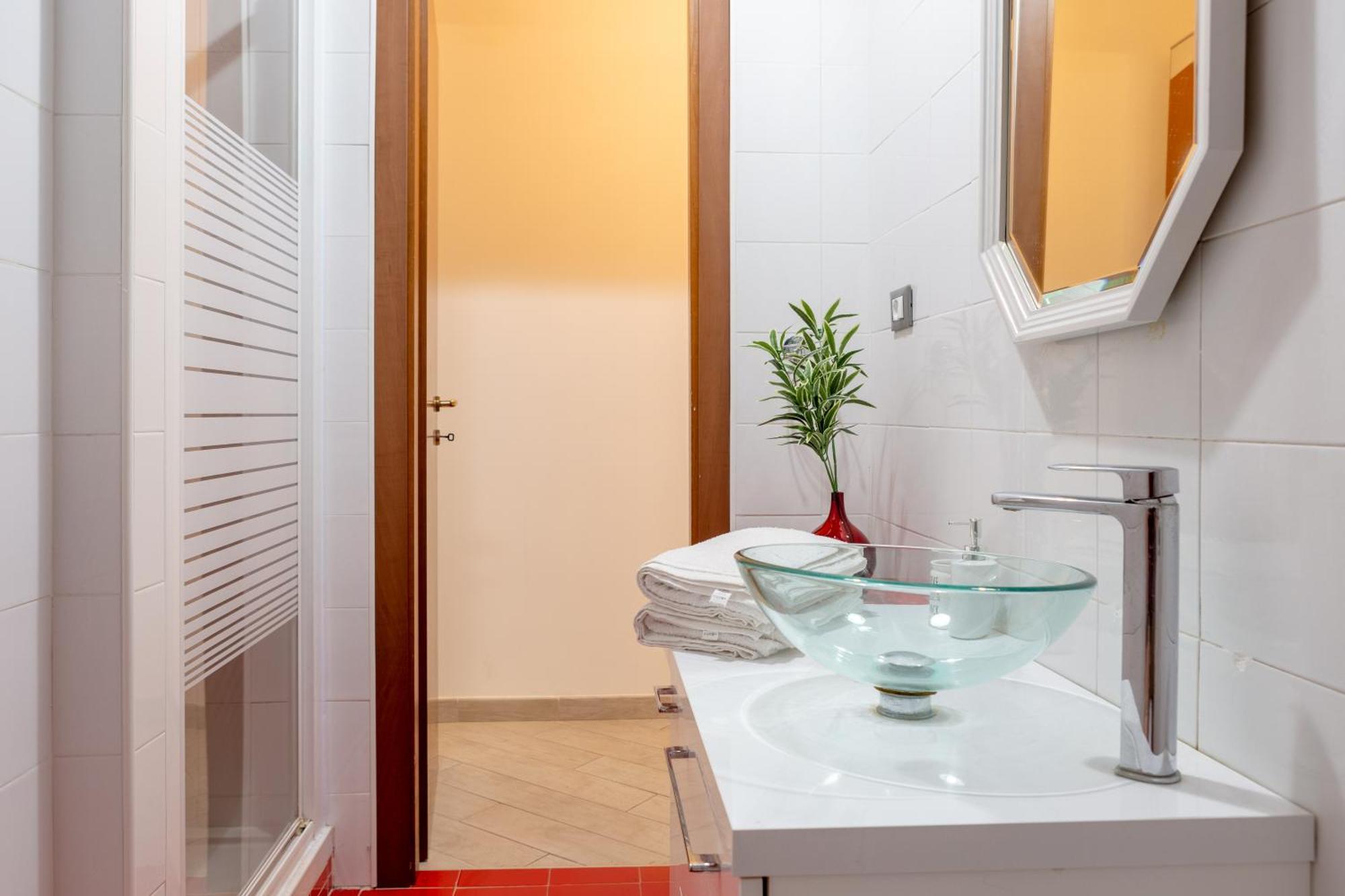 Stanza Comoda E Silenziosa Con Bagno Privato E Area Lavoro E Relax Rome Exterior photo