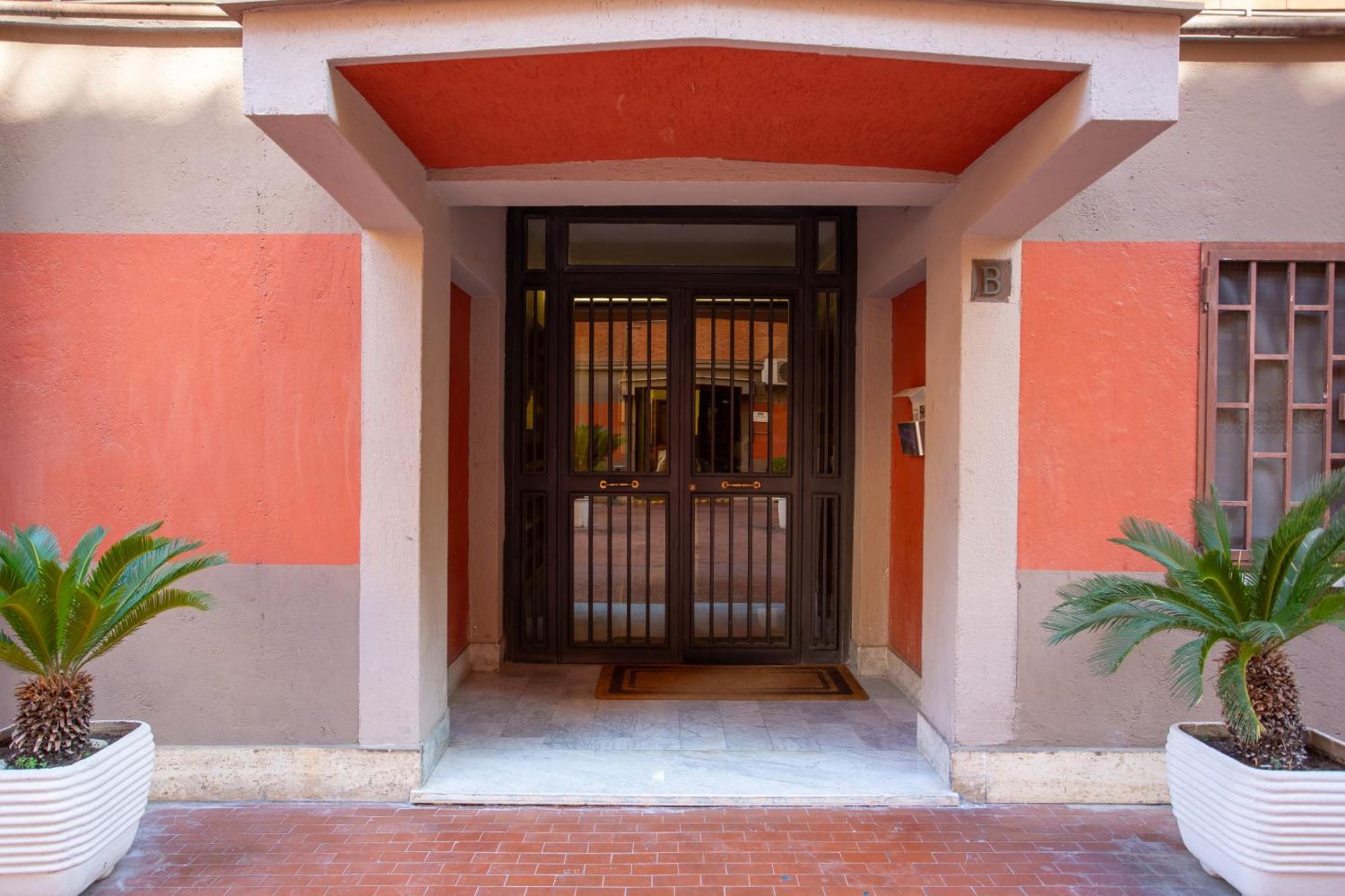 Stanza Comoda E Silenziosa Con Bagno Privato E Area Lavoro E Relax Rome Exterior photo
